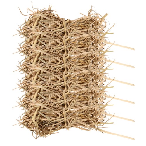 Light yellow chicken nesting - light,